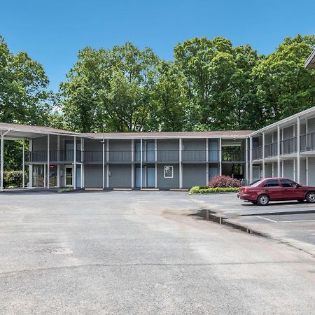 Rodeway Inn Anderson Exteriér fotografie