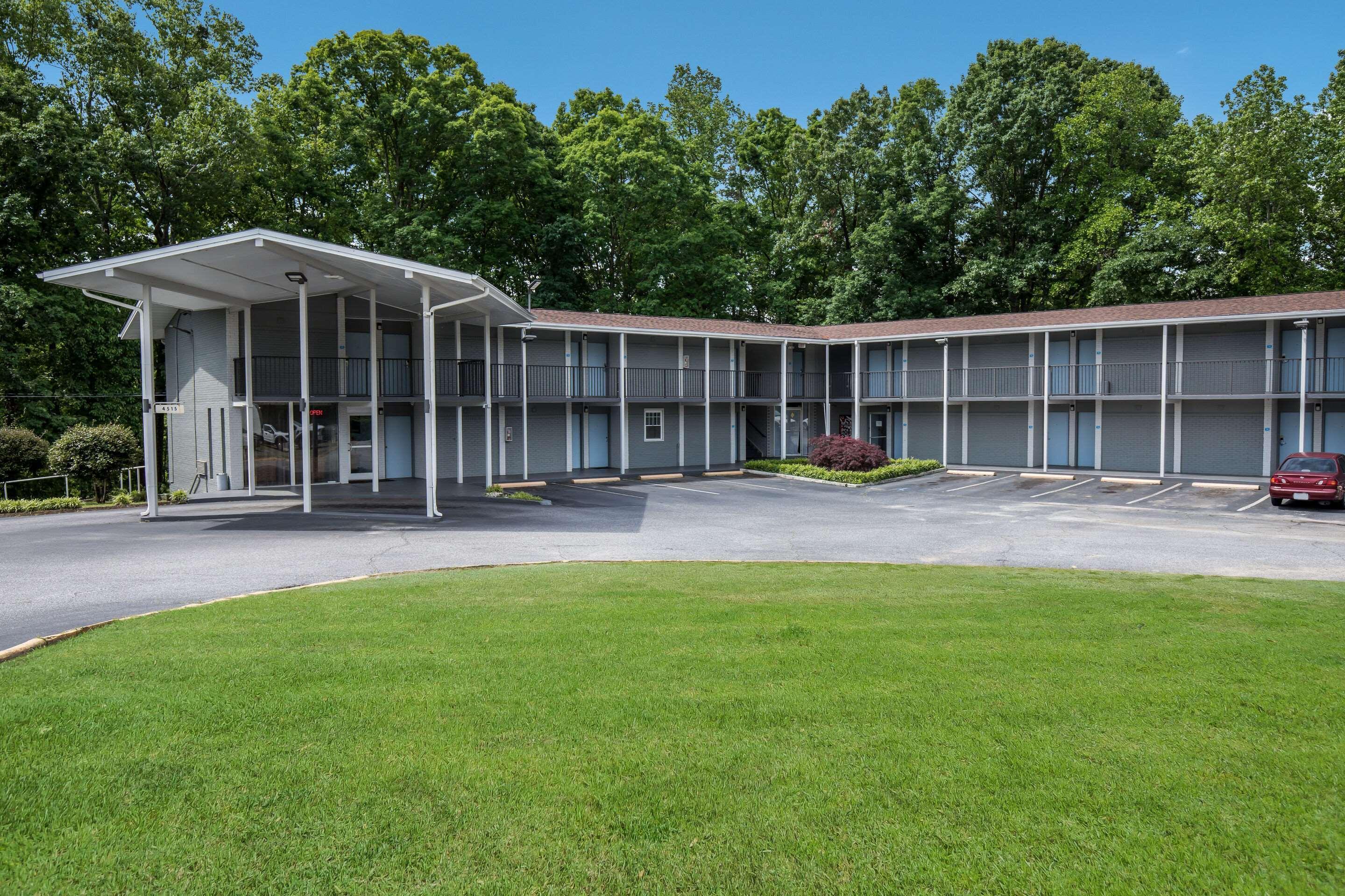 Rodeway Inn Anderson Exteriér fotografie