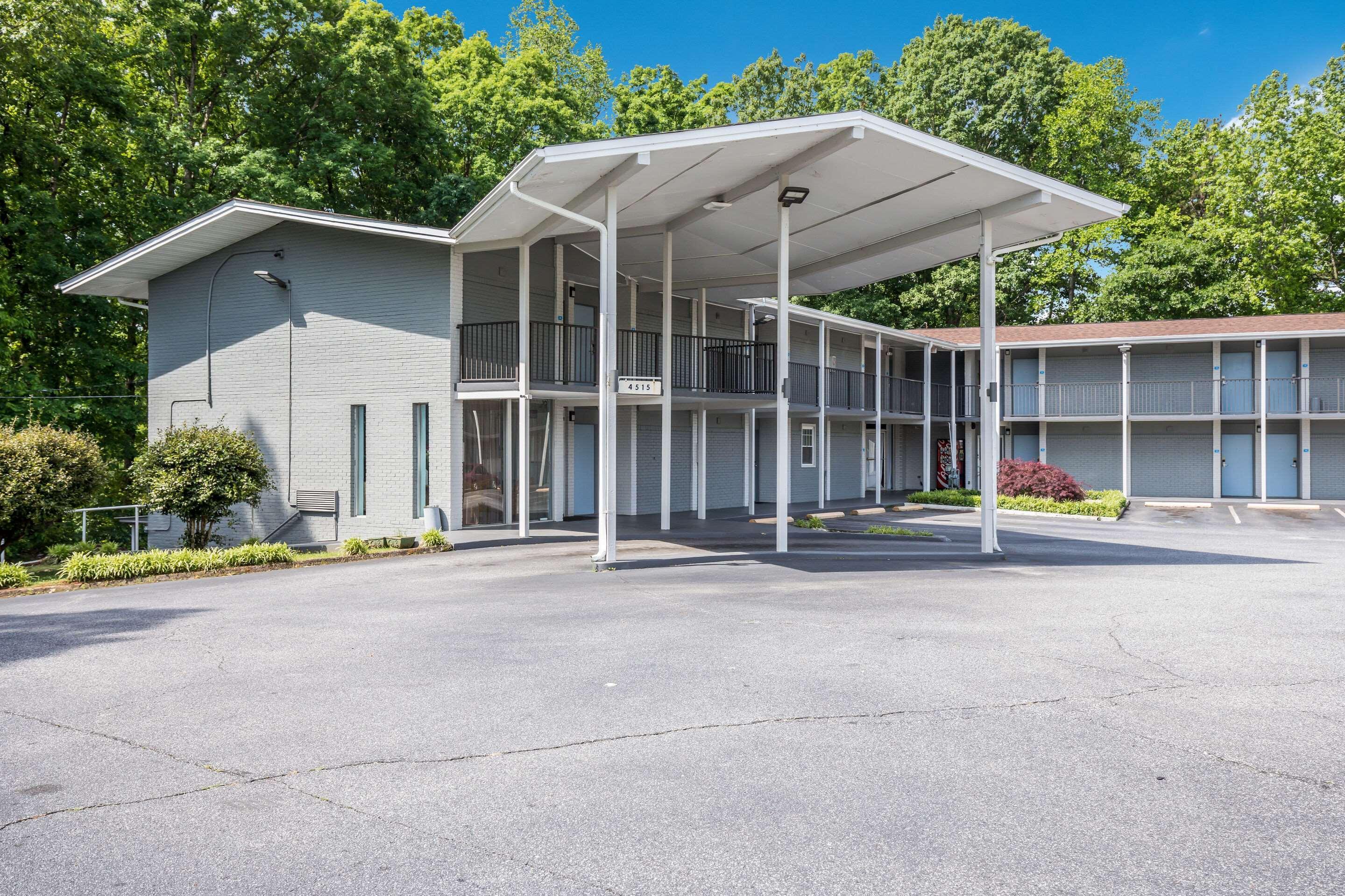 Rodeway Inn Anderson Exteriér fotografie