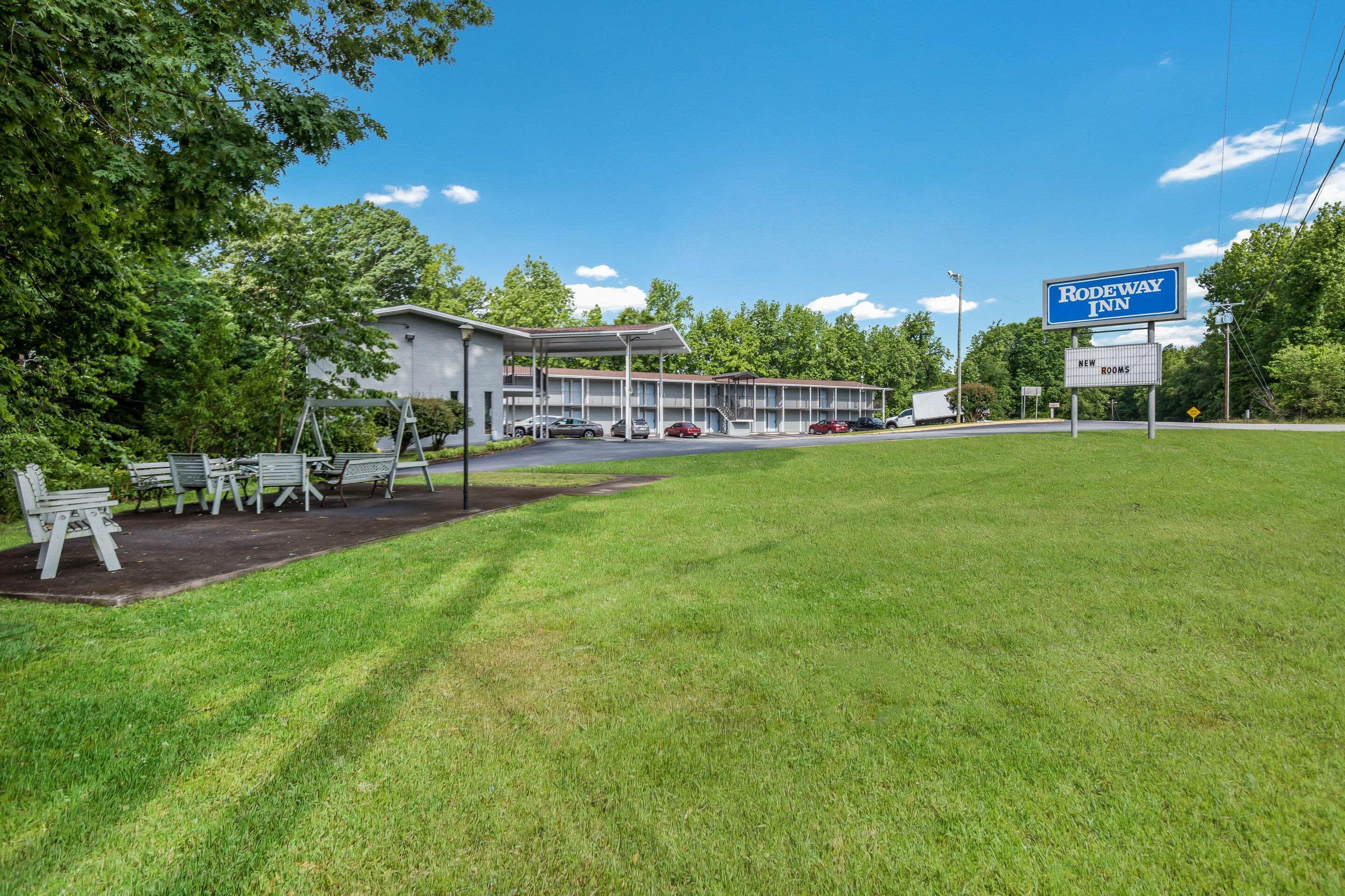 Rodeway Inn Anderson Exteriér fotografie