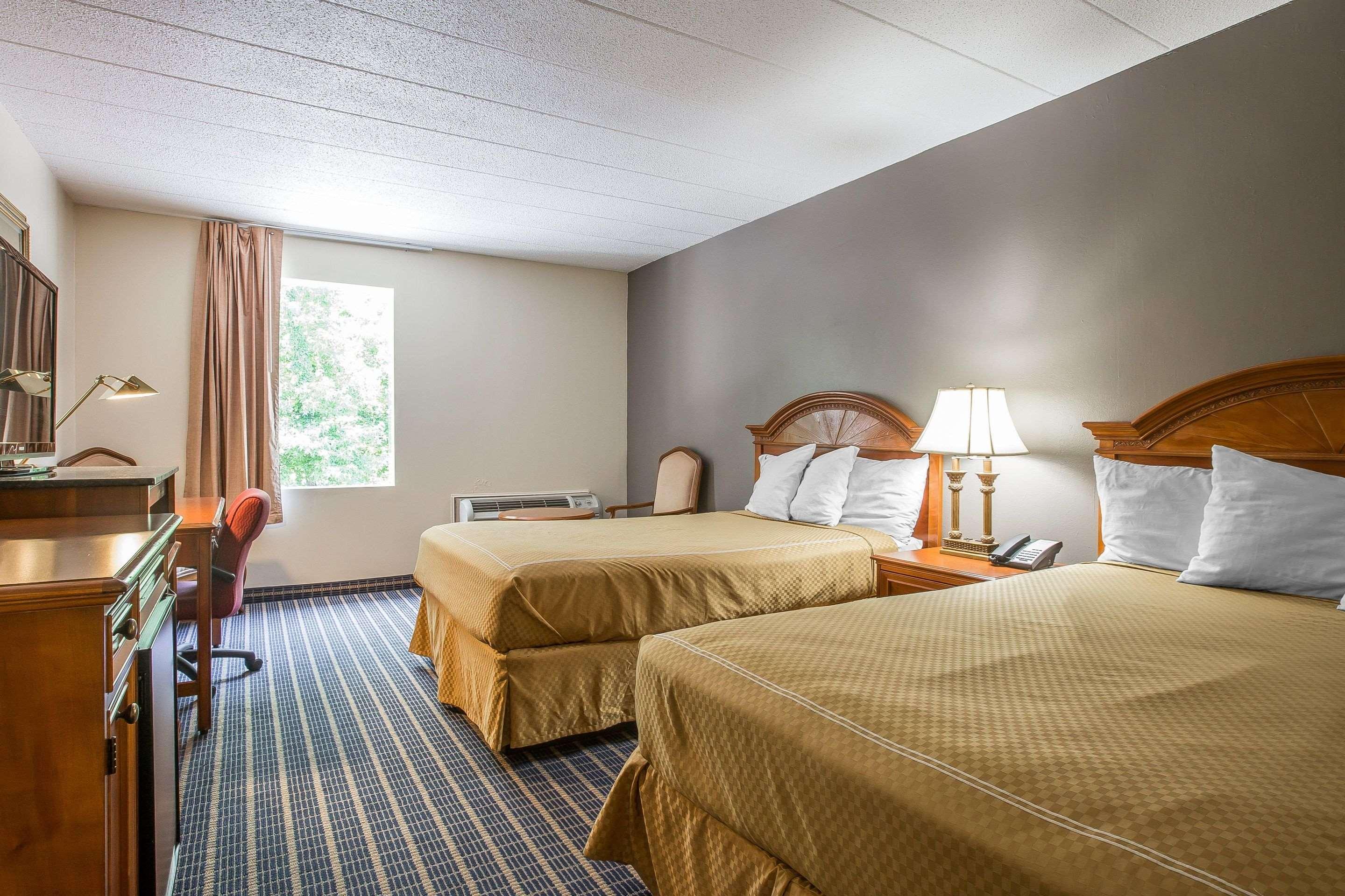 Rodeway Inn Anderson Exteriér fotografie